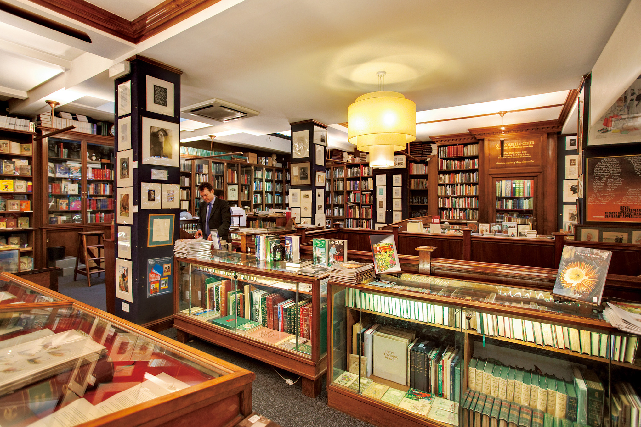 你是否也聞到了古書店才有的氣息？（圖片來源：《書店時光》）